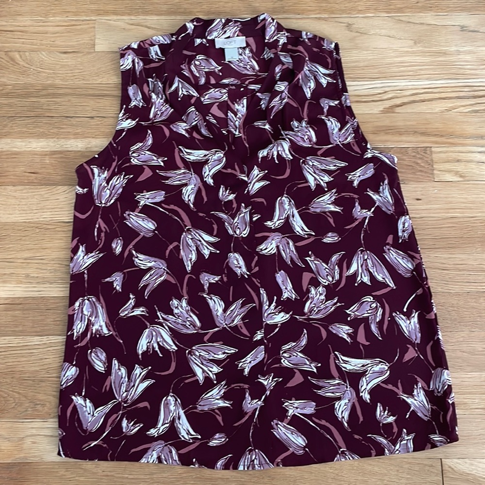 Loft sleeveless blouse